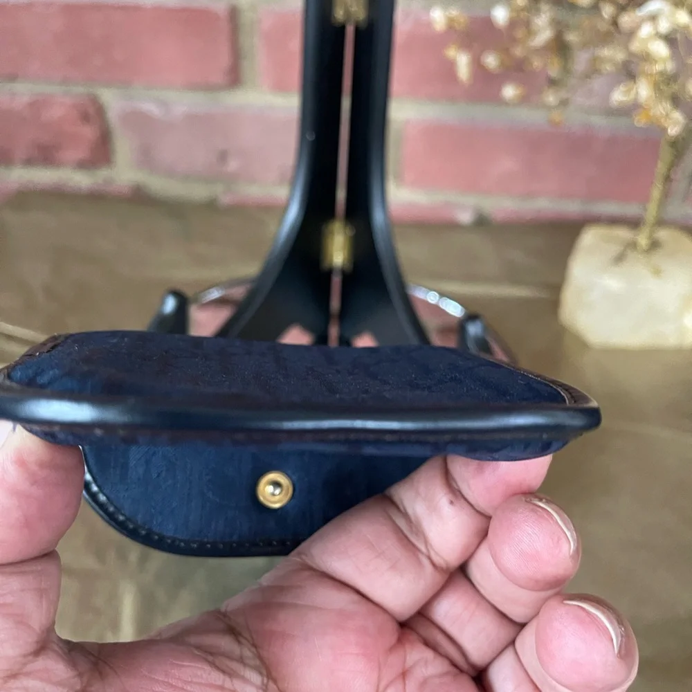 🔥Dior 🔥Dark 🔥Blue 🔥Pouch / coin purse with Gold Accent.